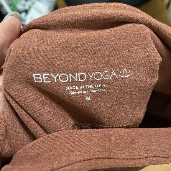 Beyond Yoga Sienna red high waist workout leggings medium - Picture 5 of 5